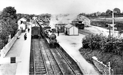 A busy scene at Dinas Junction